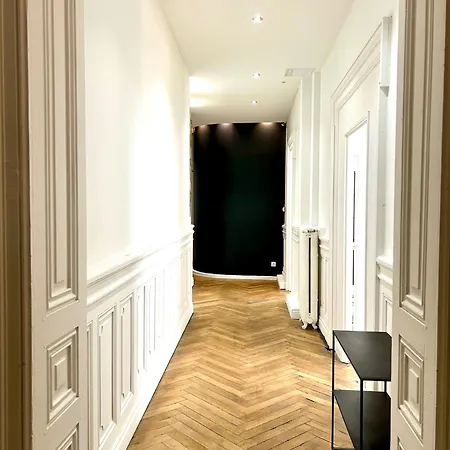 120 M2 En Ultra Centre De St-etienne דירה סן-אטיין